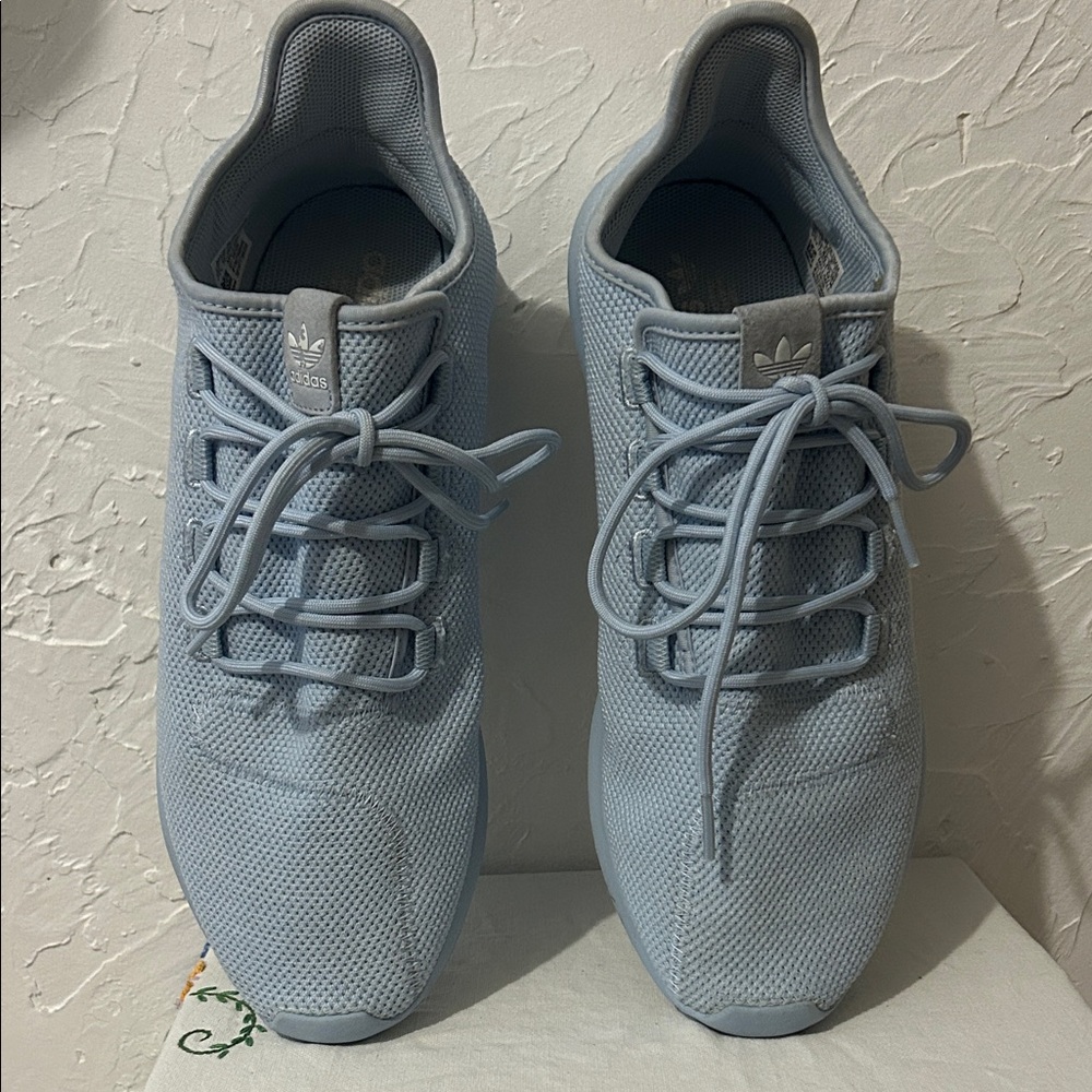 Adidas Original Tubular Shadow
Baby Blue
Men’s size 11.5